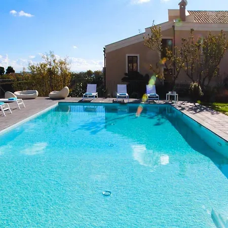 Vecchia Dimora Villa *